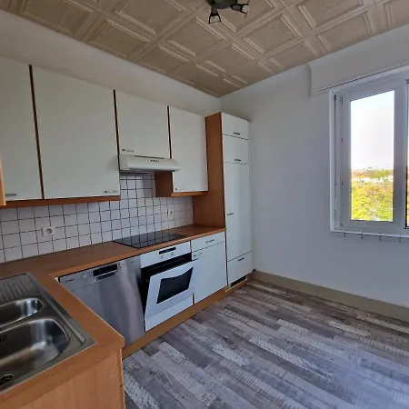 Comfortable 4 Minutes Walk To Basel Shared Saint-Louis (Haut-Rhin)